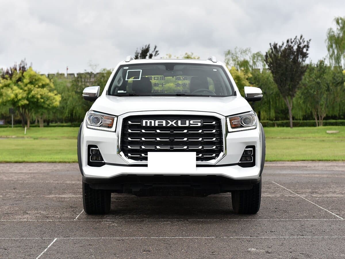 Maxus T70 II — Öndən
