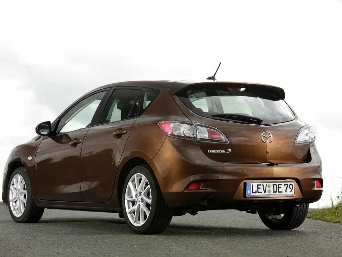 Mazda 3 II (BL) Restayling — 3/4 arxadan