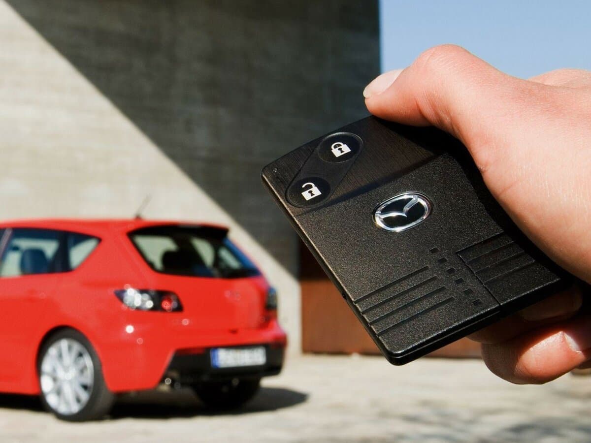 Mazda 3 MPS I — Salon, arxadan
