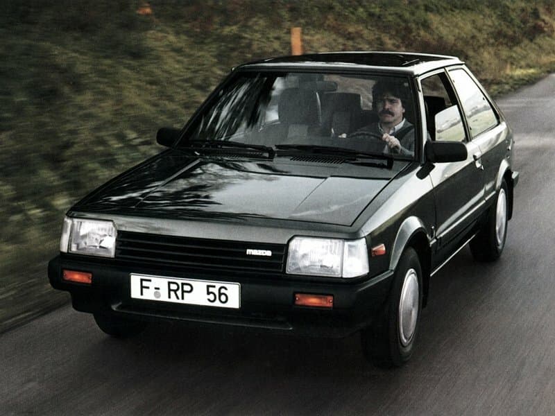 Mazda 323 II (BD) — öndən görünüş