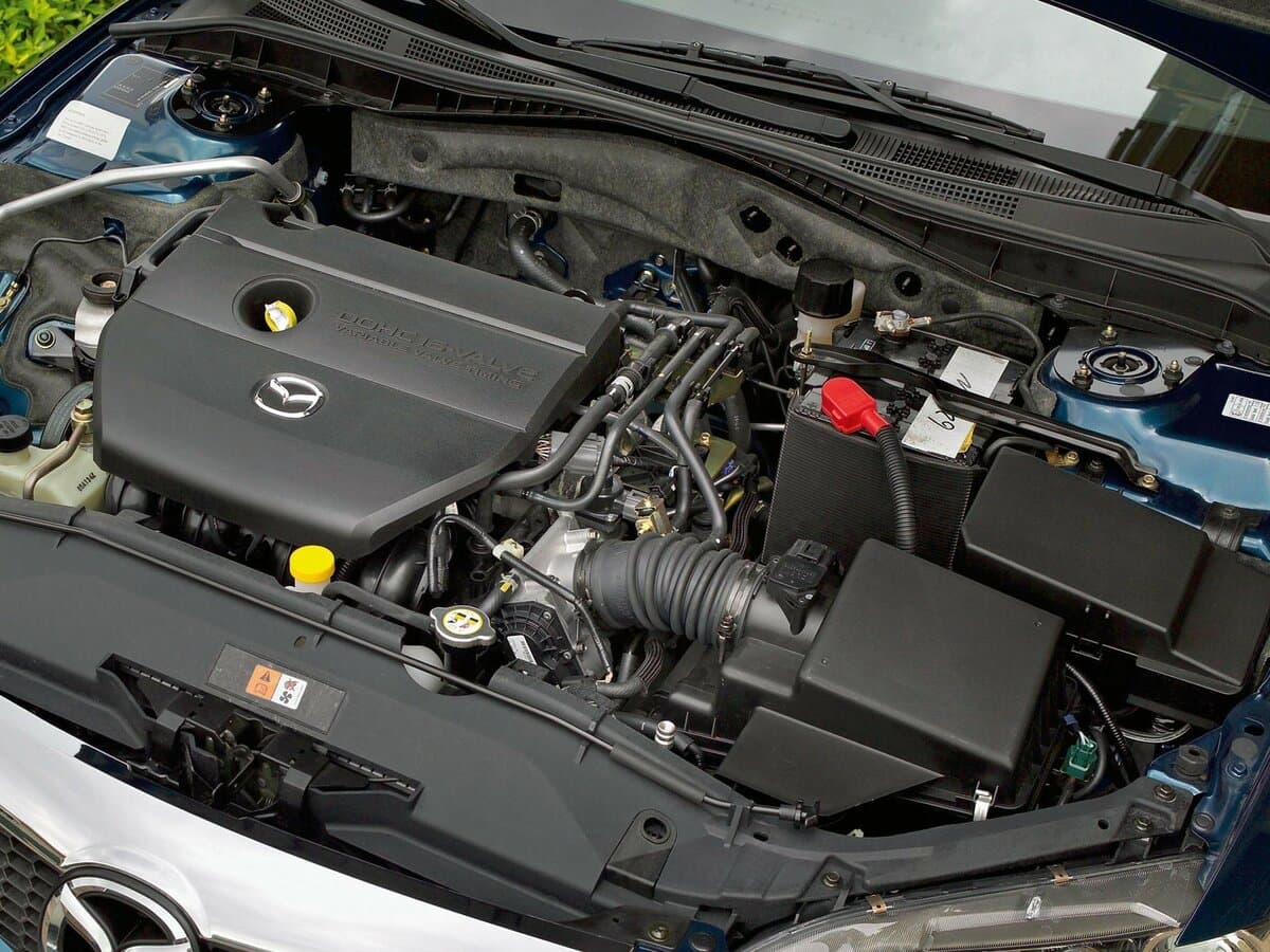 Mazda 6 I (GG) Restayling — Salon, öndən