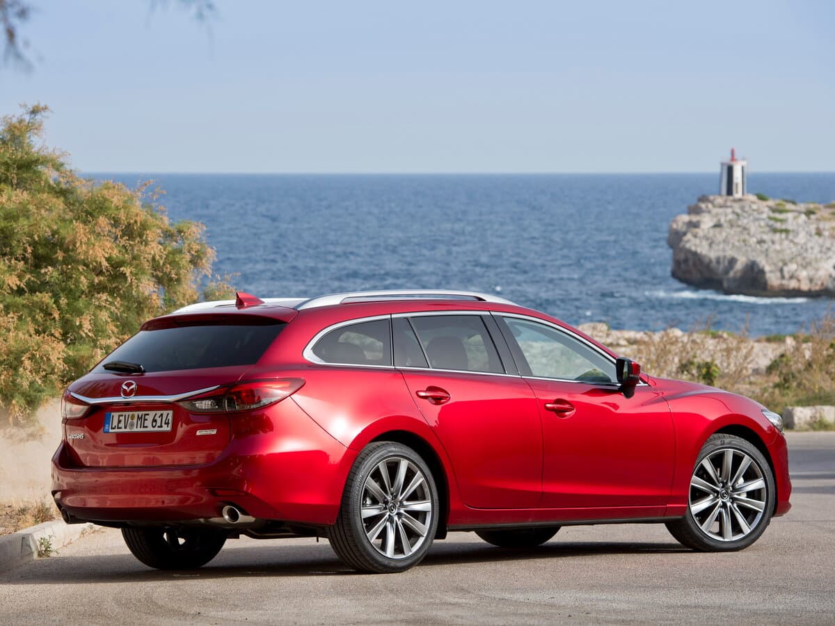 Mazda 6 III (GJ) Restayling 2 — 3/4 arxadan