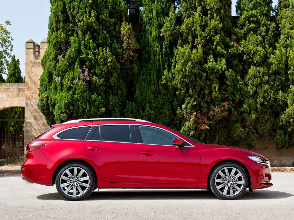 Mazda 6 III (GJ) Restayling 2 — Yandan