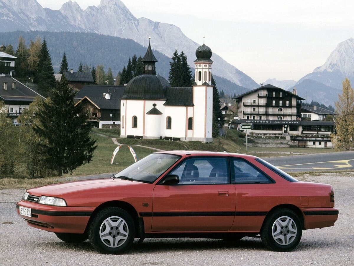 Mazda 626 III (GD) — Yandan