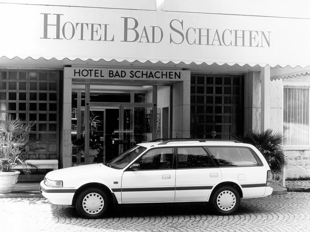 Mazda 626 III (GD) — Yandan