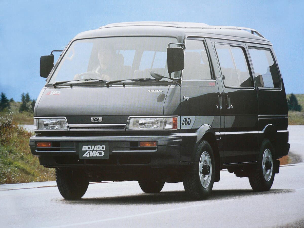 Mazda Bongo III — öndən görünüş