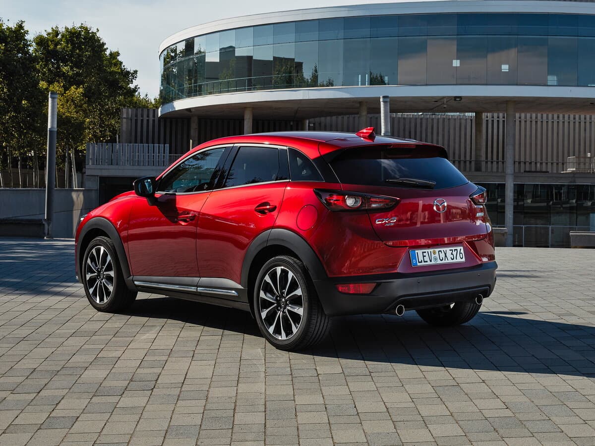 Mazda CX-3 I Restayling — 3/4 arxadan