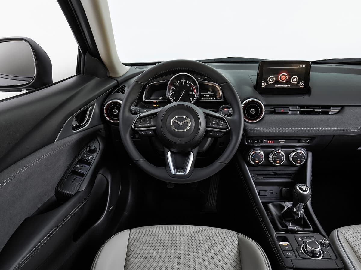 Mazda CX-3 I Restayling — Sükan