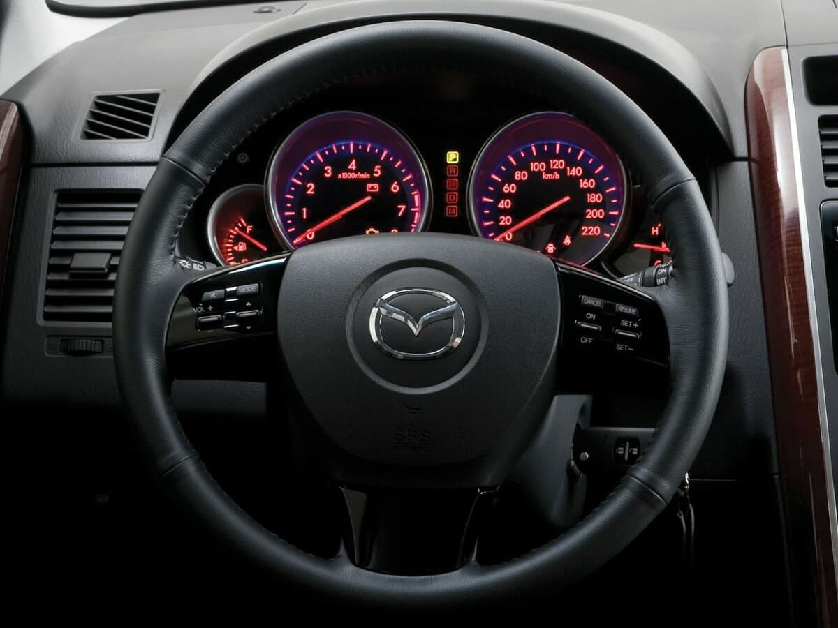Mazda CX-9 I — Sükan