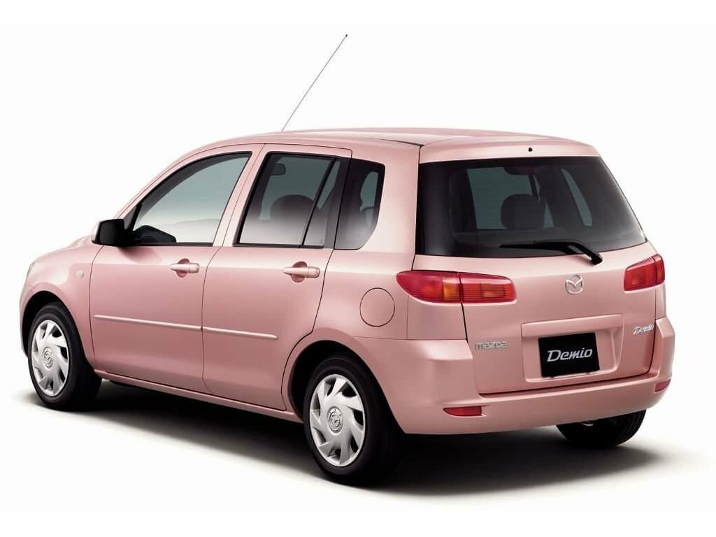 Mazda Demio II (DY) — 3/4 arxadan