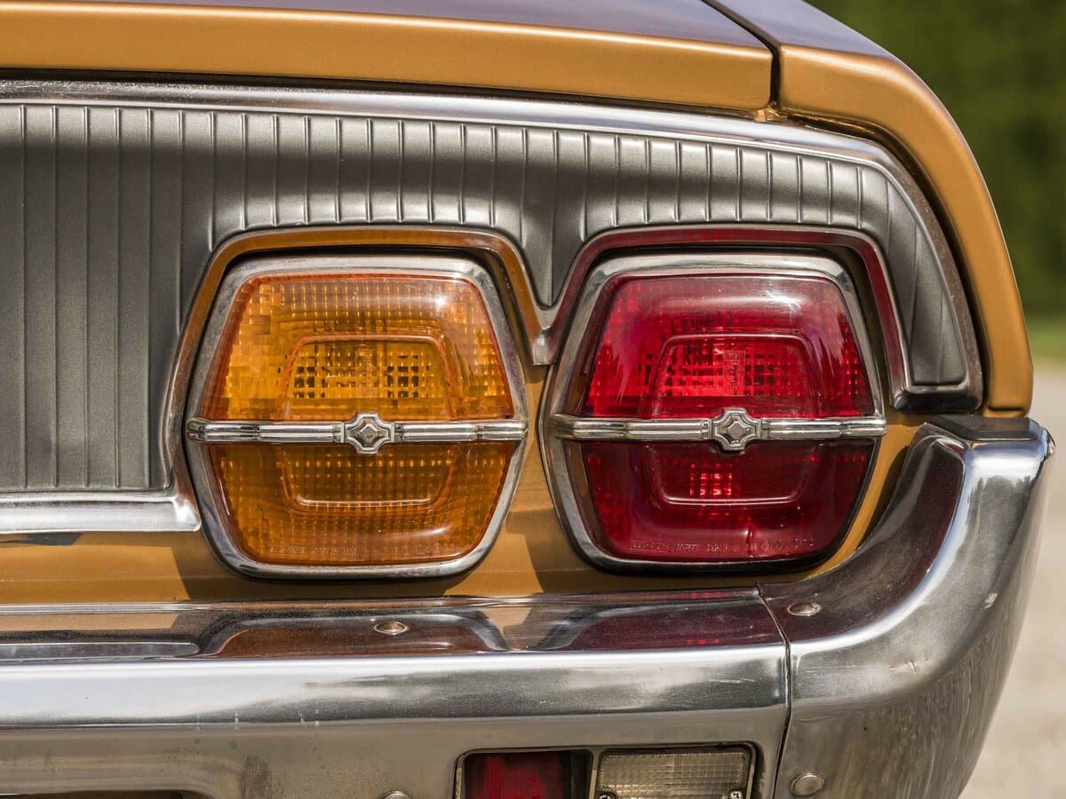 Mazda RX-4 1972 – 1978 — Detal