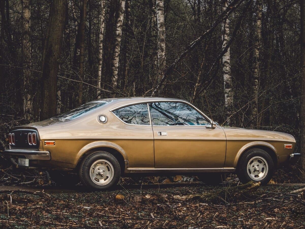 Mazda RX-4 1972 – 1978 — Yandan