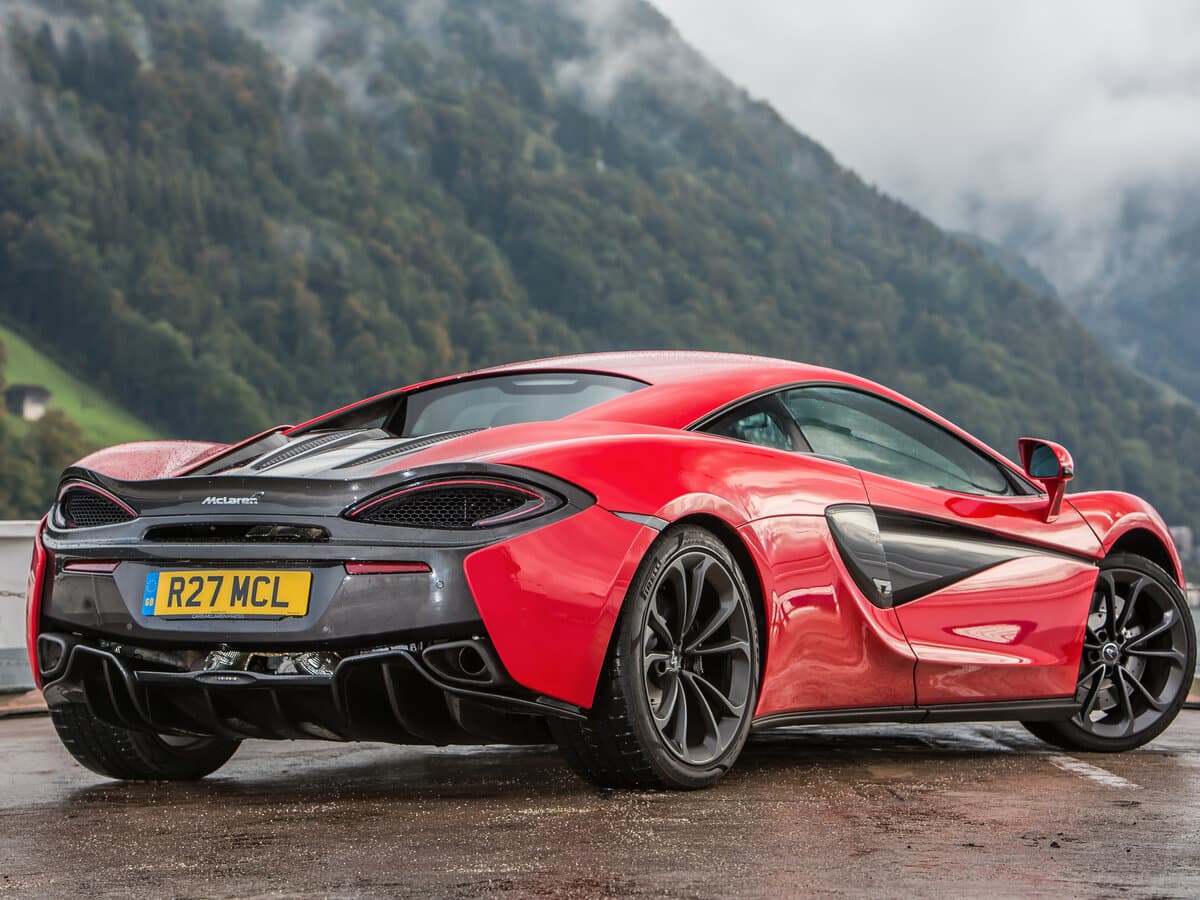 McLaren 540C I — 3/4 arxadan