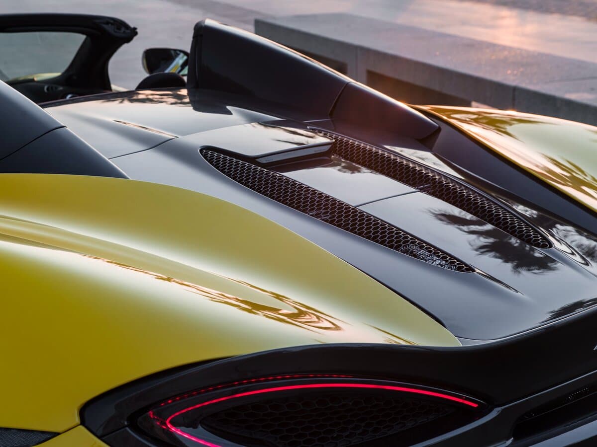 McLaren 570S 2015 – 2021 — Salon, öndən