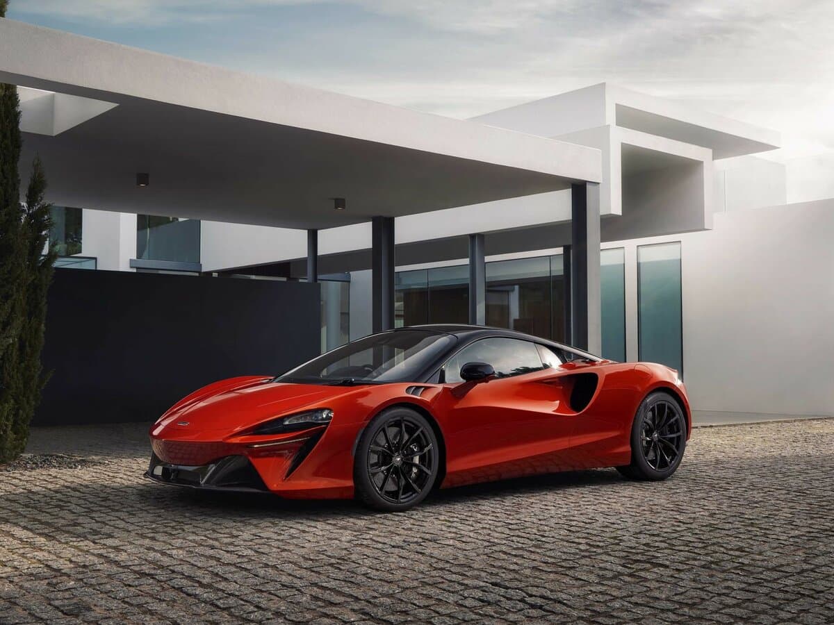 McLaren Artura 2021 – indiyədək — Əsas şəkil