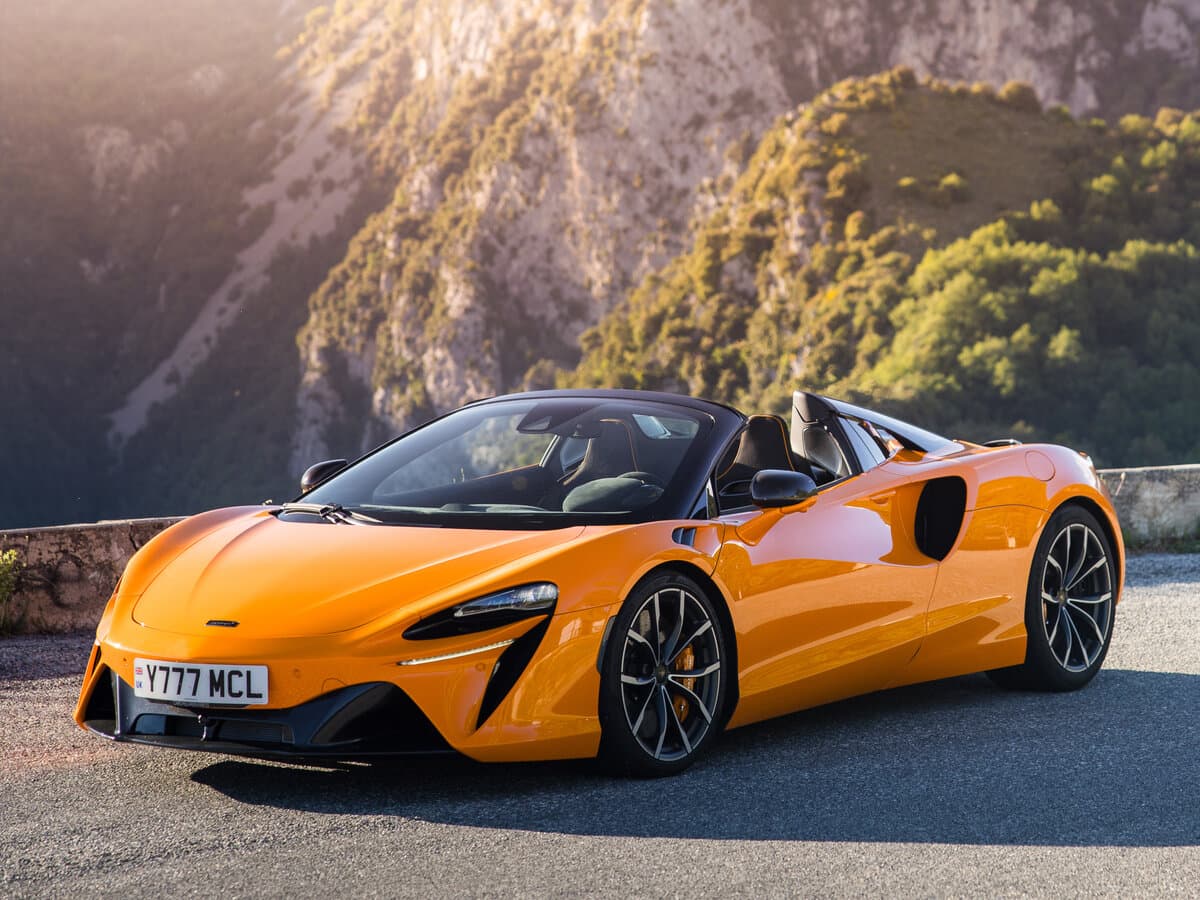 McLaren Artura 2021 – indiyədək — Əsas şəkil