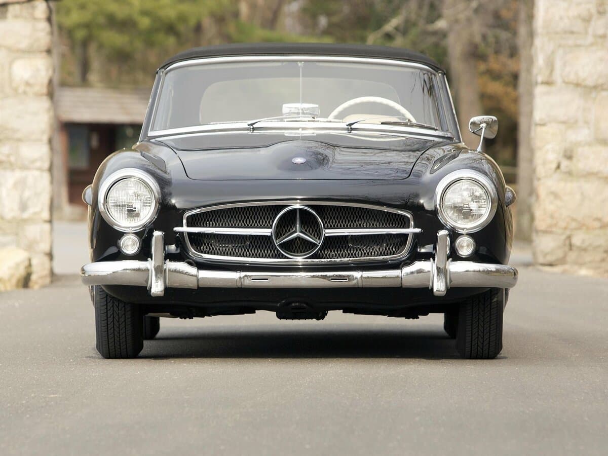 Mercedes-Benz 190 SL R121 — Öndən