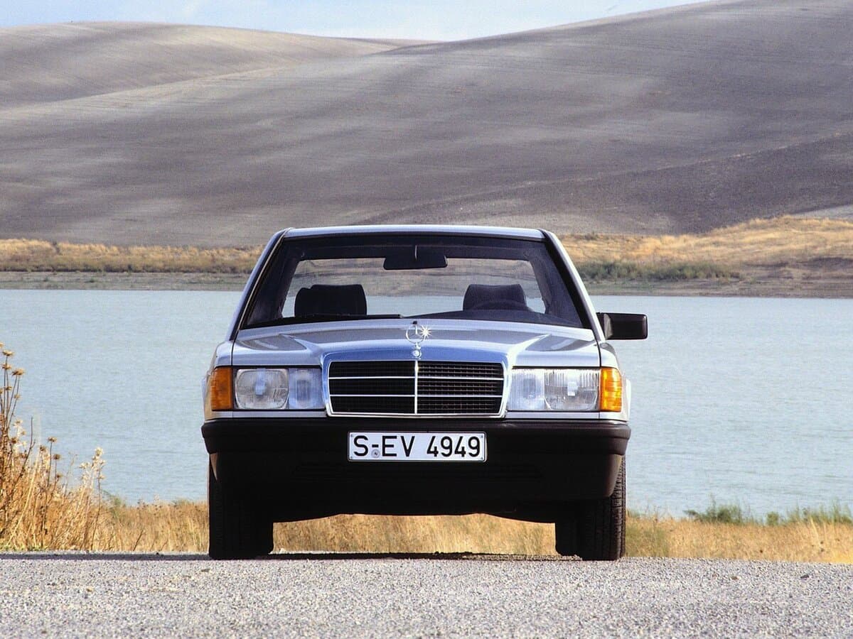 Mercedes-Benz 190 (W201) 1982 – 1993 — Öndən