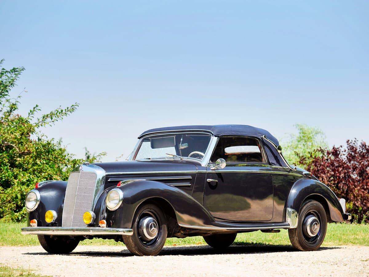 Mercedes-Benz 220 (W187) 1951 – 1955 — Əsas şəkil