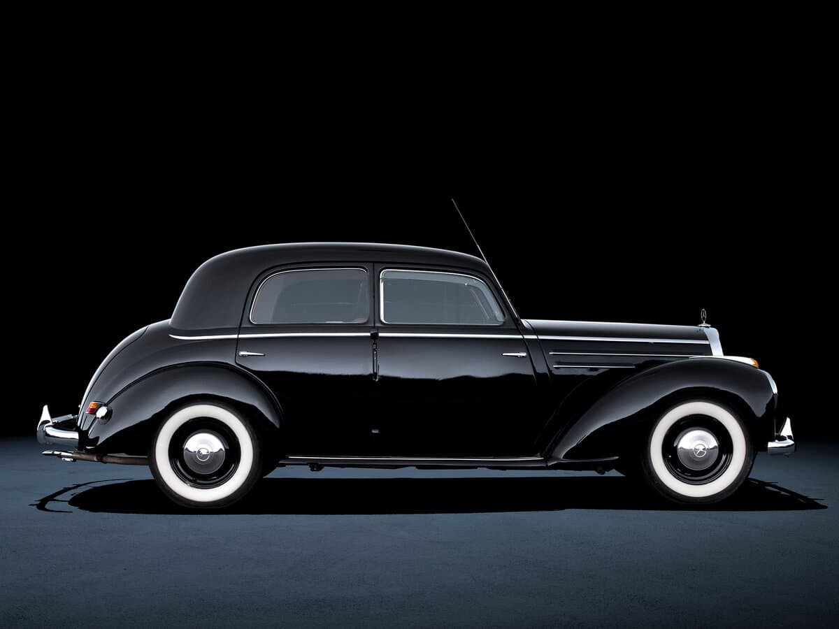 Mercedes-Benz 220 (W187) 1951 – 1955 — Yandan