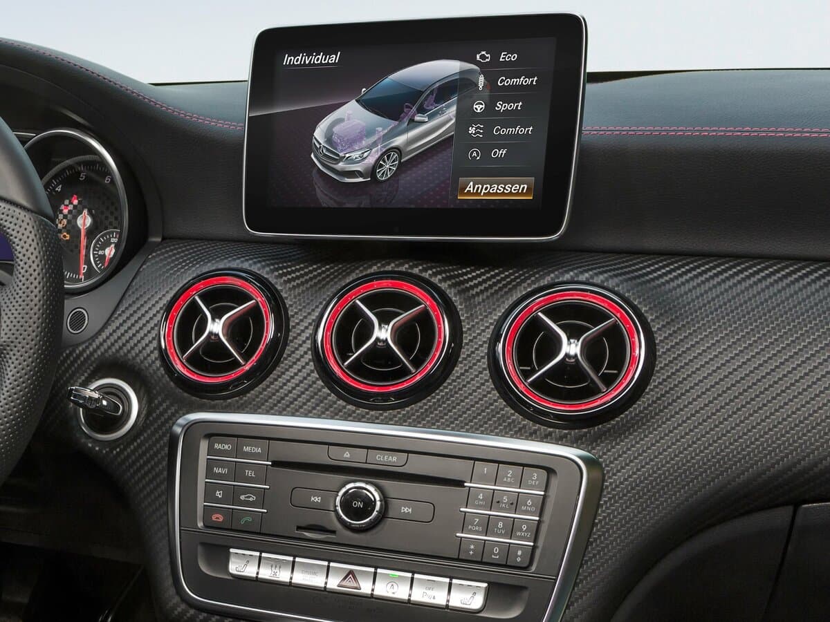 Mercedes-Benz A-Klass III (W176) Restayling — Salon, arxadan