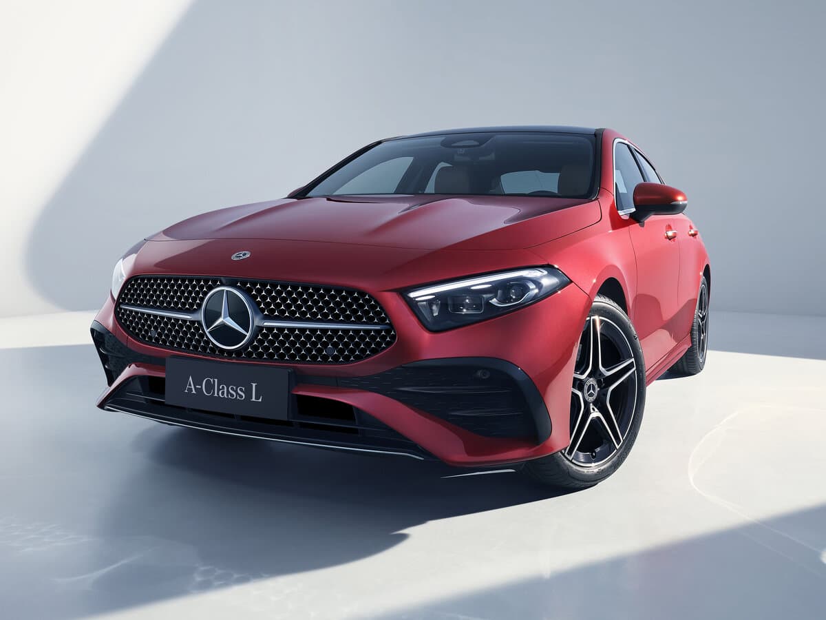Mercedes-Benz A-Klass IV (W177) Restayling — Öndən