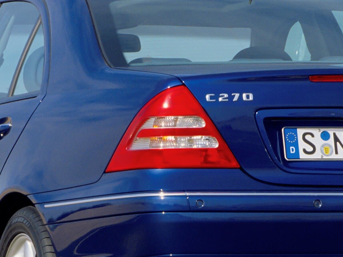Mercedes-Benz C-Klass II (W203) — Detal