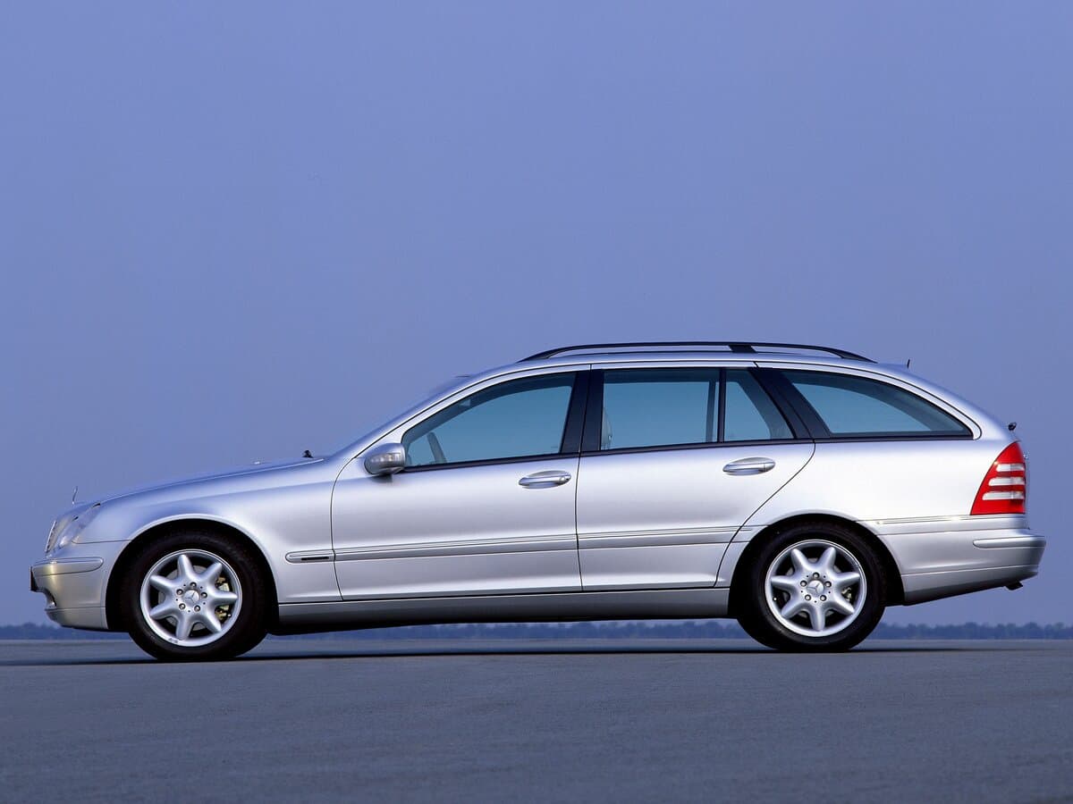 Mercedes-Benz C-Klass II (W203) — Yandan