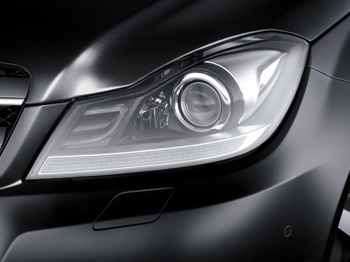 Mercedes-Benz C-Klass III (W204) Restayling — Fara
