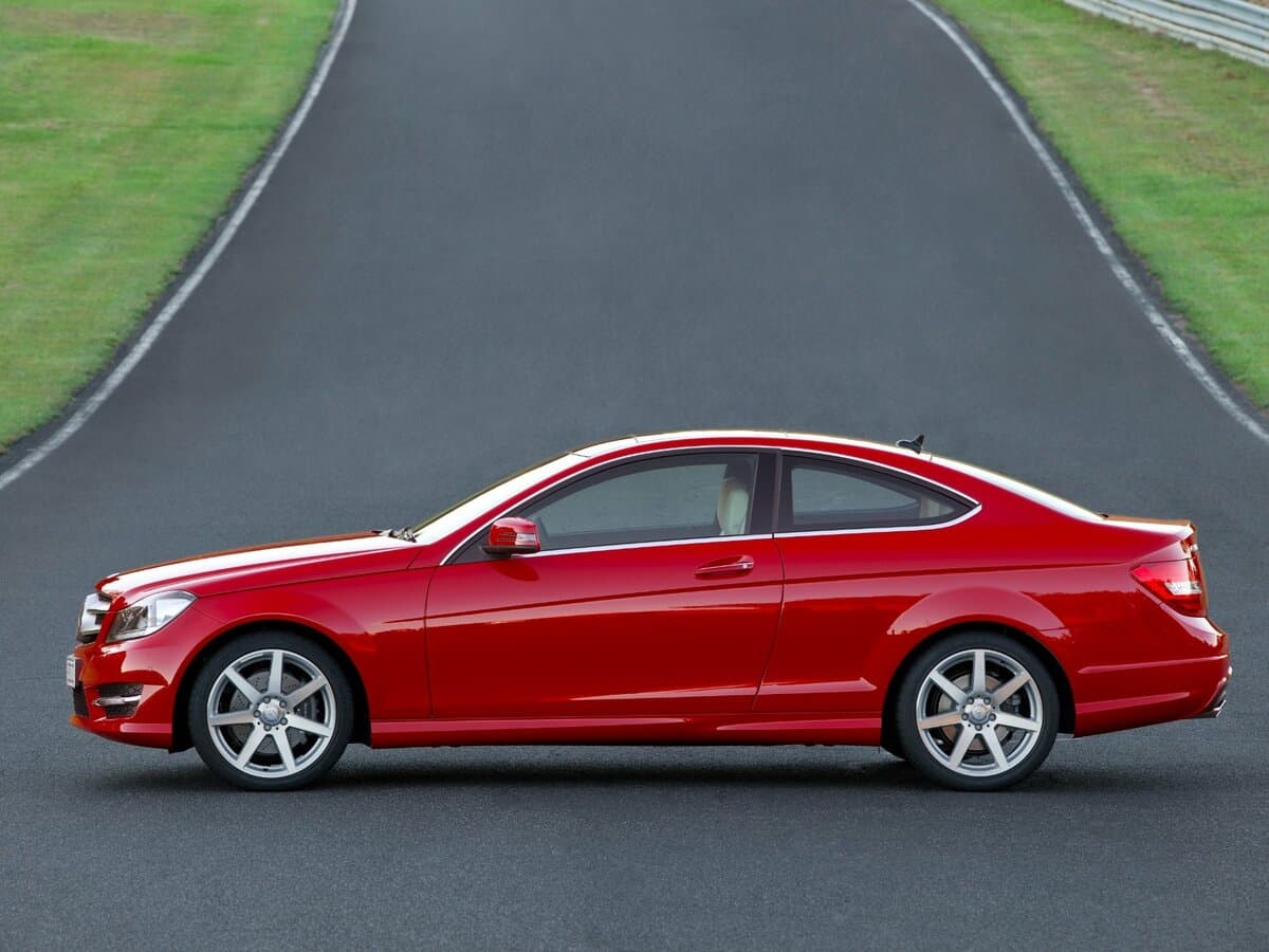 Mercedes-Benz C-Klass III (W204) Restayling — Yandan