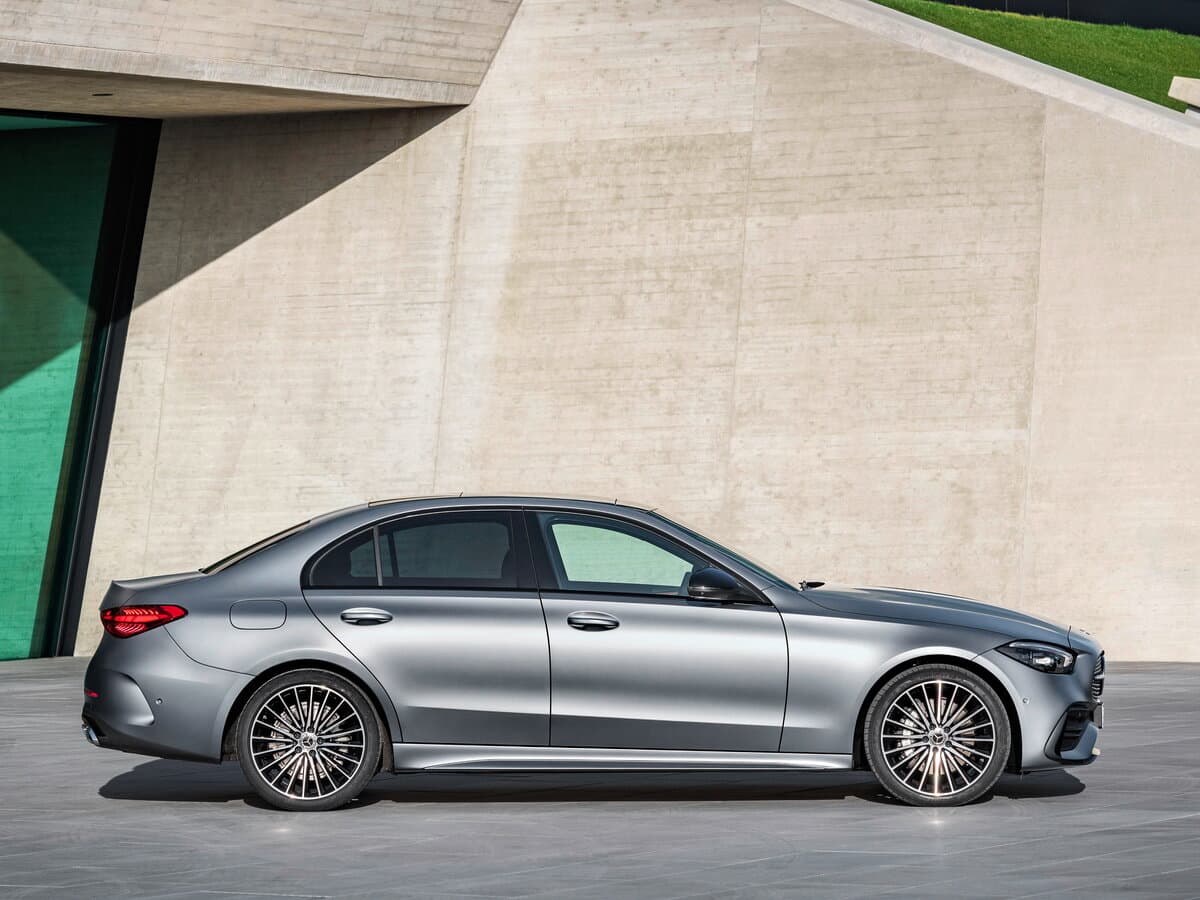 Mercedes-Benz C-Klass V (W206) — Yandan