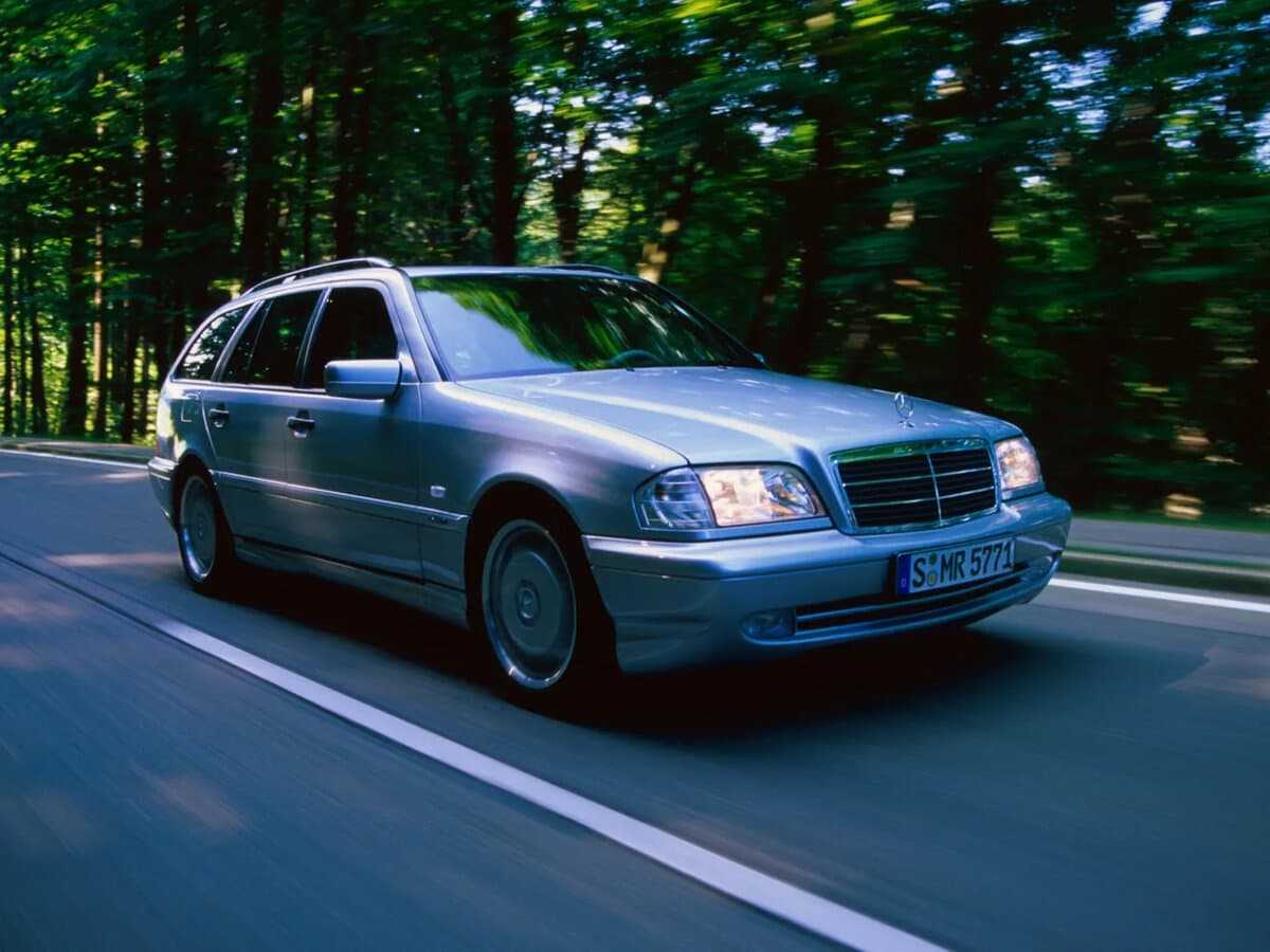 Mercedes-Benz C-Klass AMG I (W202) Restayling — Əsas şəkil
