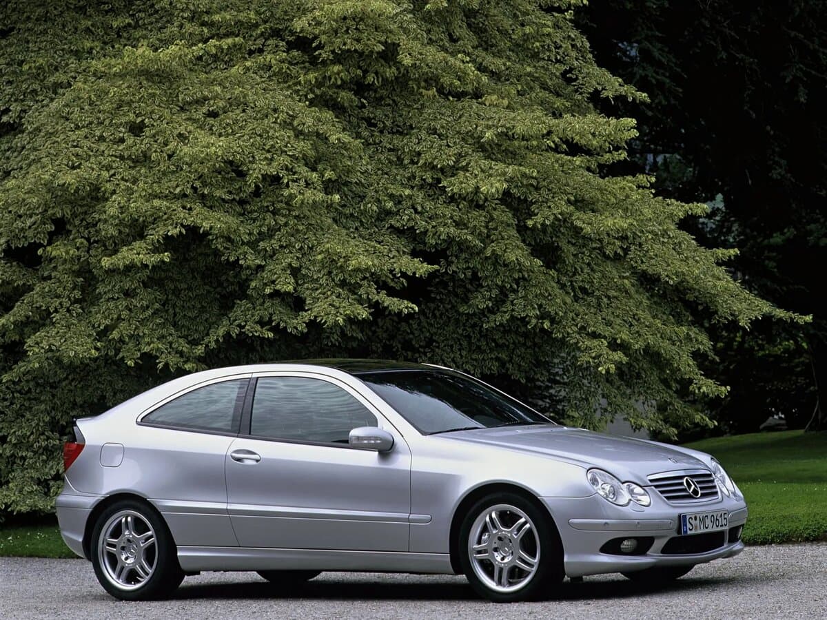 Mercedes-Benz C-Klass AMG II (W203) — Yandan