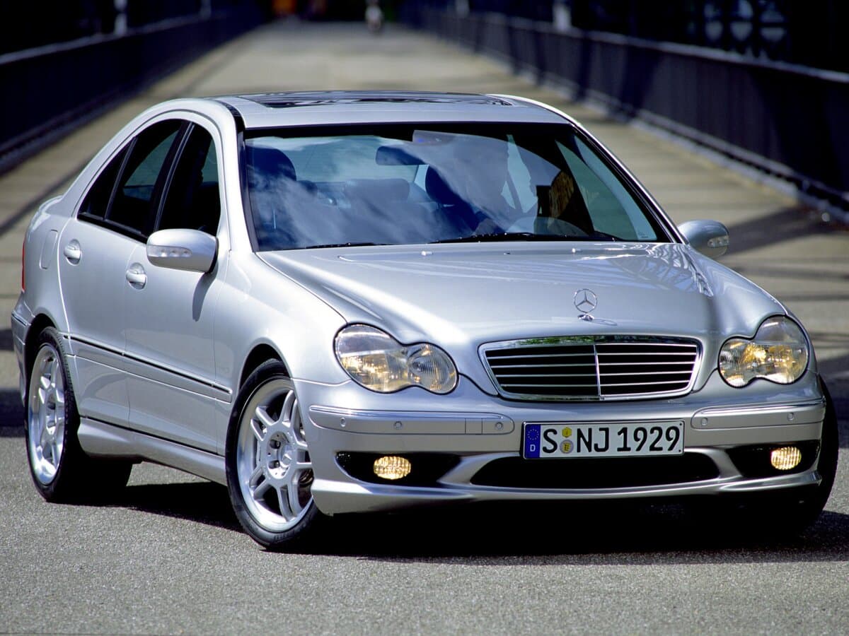 Mercedes-Benz C-Klass AMG II (W203) — Öndən