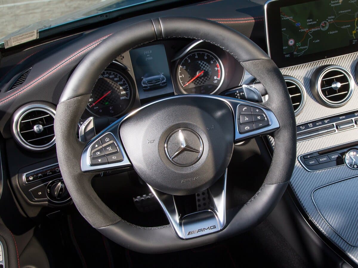 Mercedes-Benz C-Klass AMG IV (W205) — Sükan