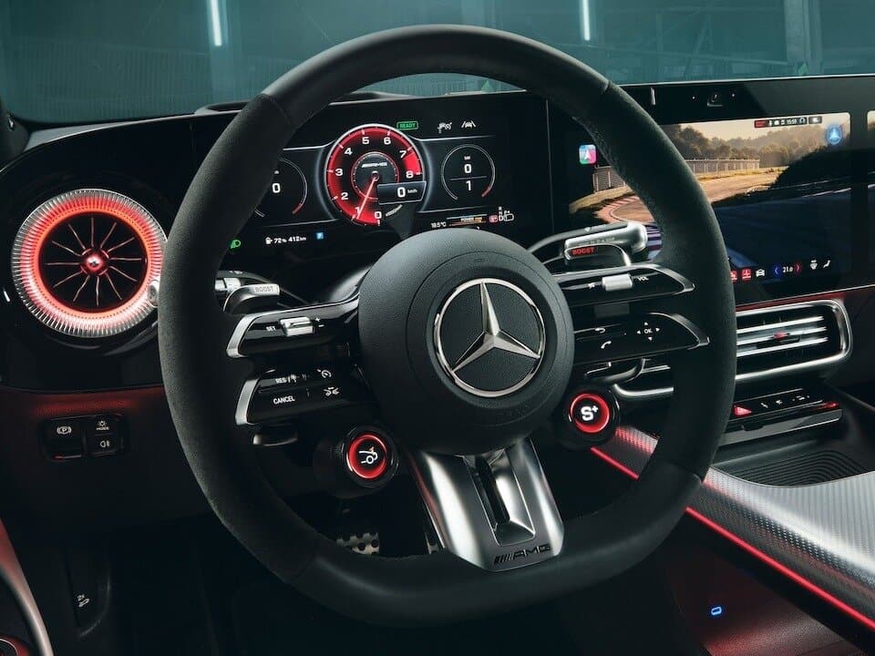 Mercedes-Benz CLA AMG III (C174, X174) — Sükan