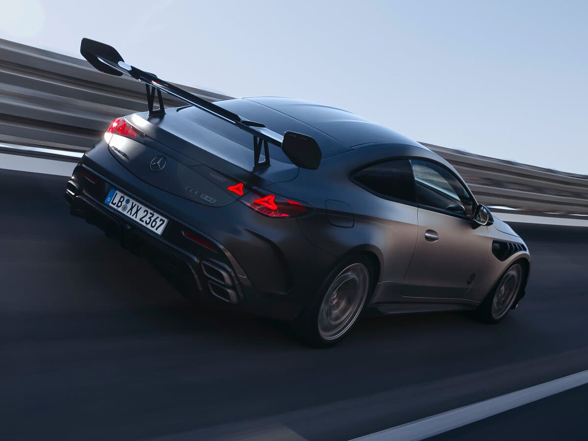 Mercedes-Benz CLE AMG 2023 – indiyədək — 3/4 arxadan