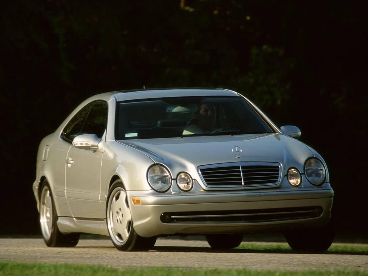 Mercedes-Benz CLK-Klass AMG I (W208) — öndən görünüş