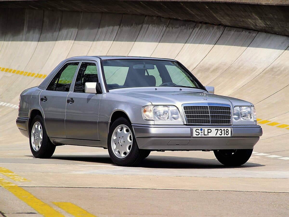 Mercedes-Benz E-Klass I (W124) — Əsas şəkil