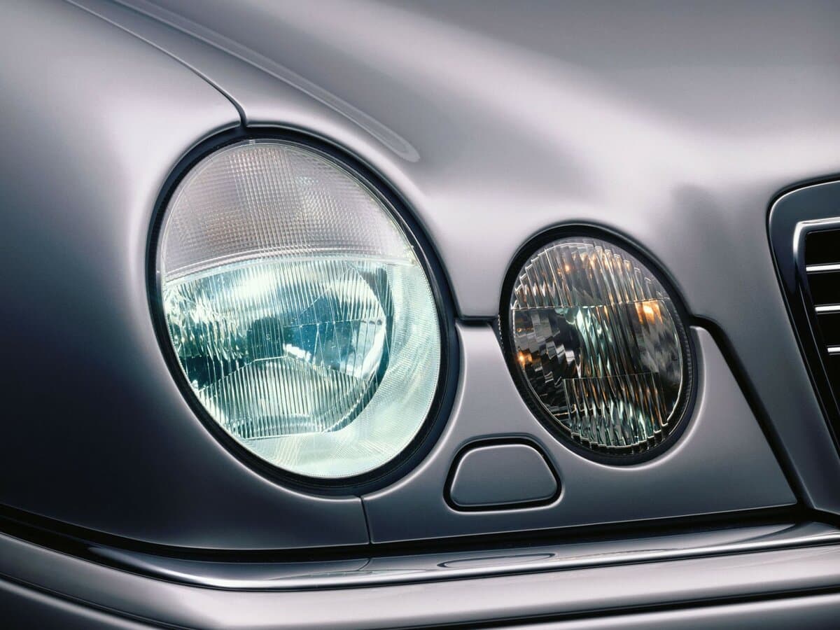 Mercedes-Benz E-Klass II (W210, S210) — Fara