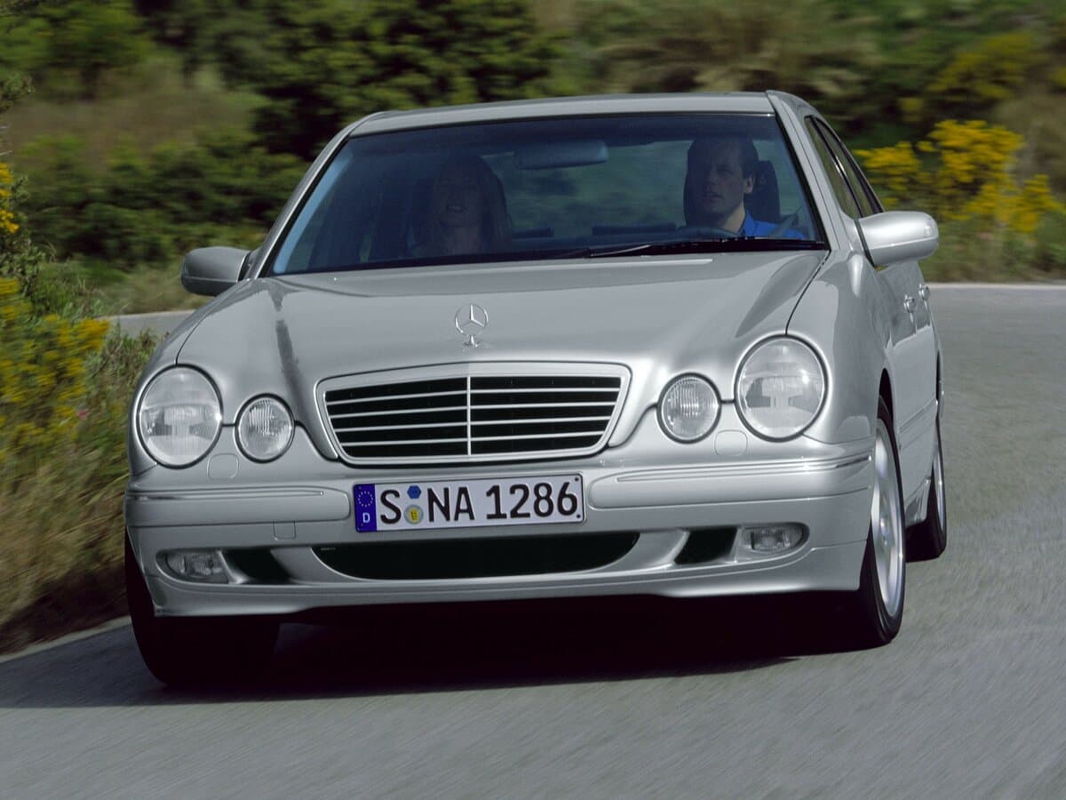 Mercedes-Benz E-Klass II (W210, S210) Restayling — Öndən