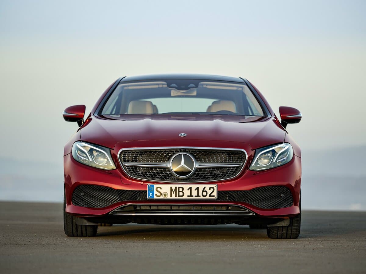Mercedes-Benz E-Klass V (W213, S213, C238) — Öndən