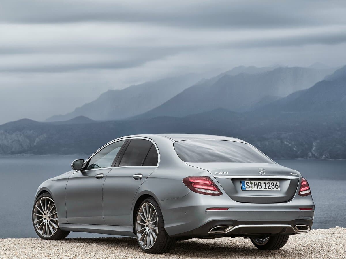 Mercedes-Benz E-Klass V (W213, S213, C238) — 3/4 arxadan