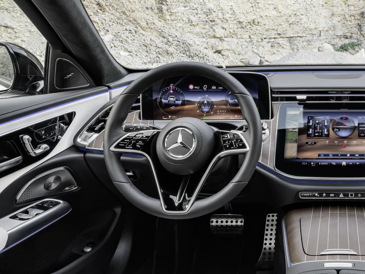 Mercedes-Benz E-Klass VI (W214, S214) — Sükan