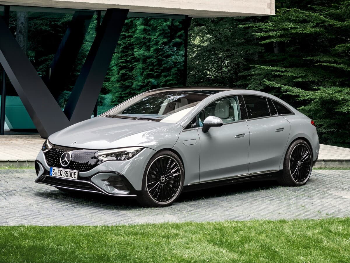 Mercedes-Benz EQE 2022 – indiyədək — Əsas şəkil