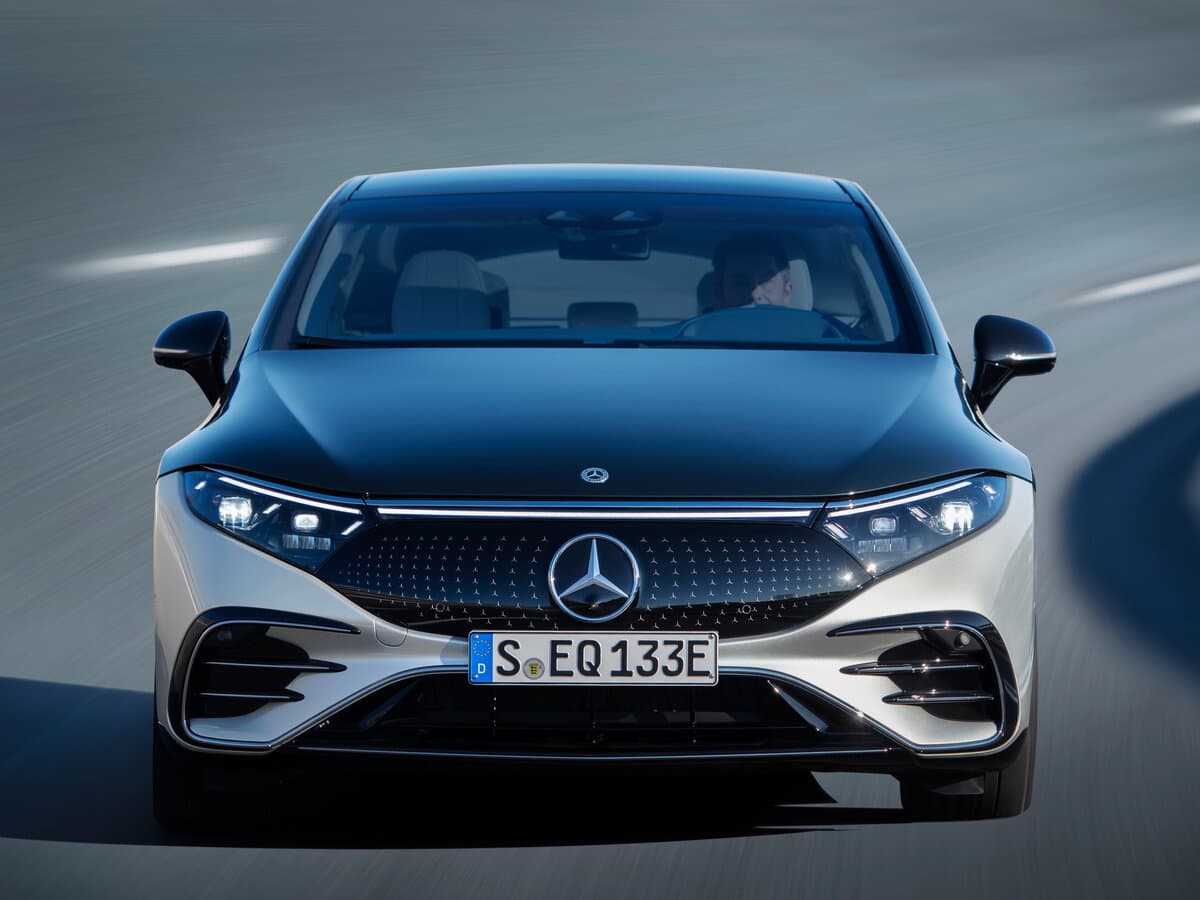 Mercedes-Benz EQS I — Öndən