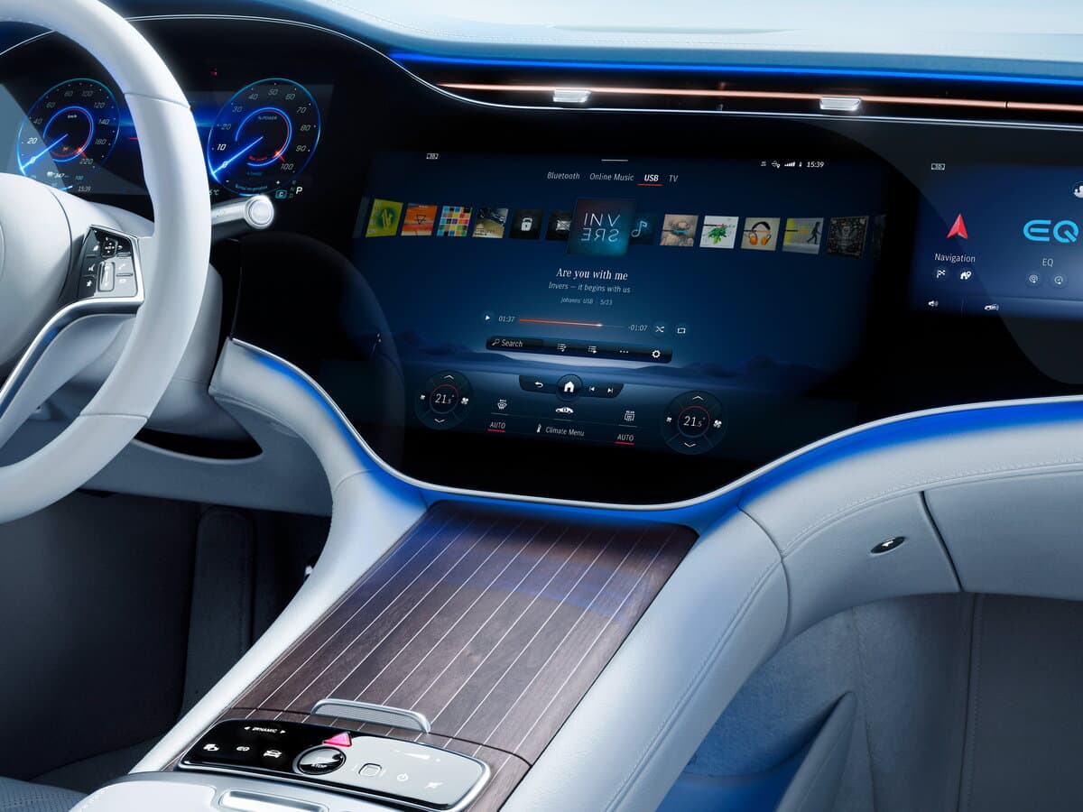 Mercedes-Benz EQS I — Salon, arxadan