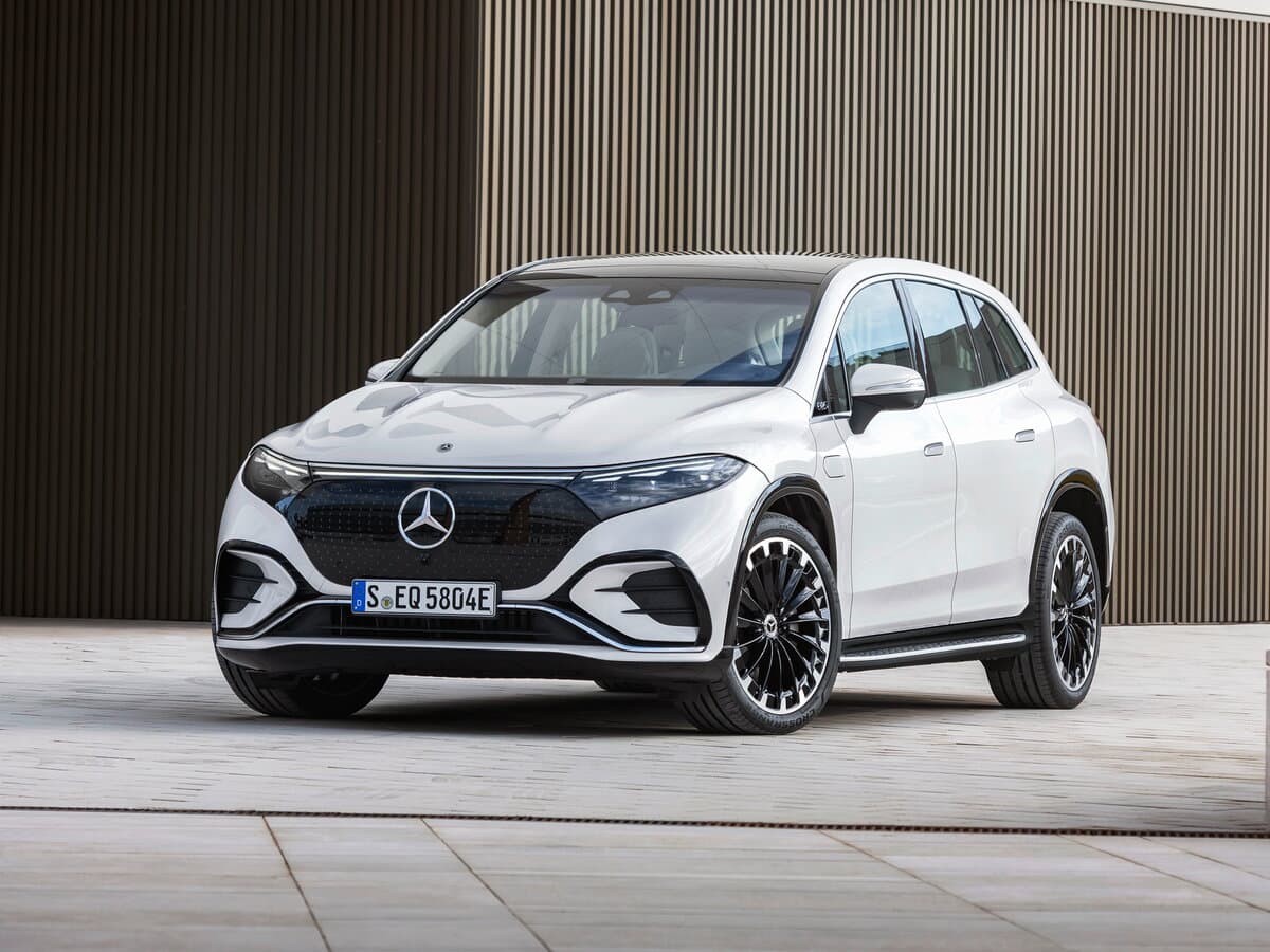 Mercedes-Benz EQS SUV 2022 – indiyədək — Əsas şəkil