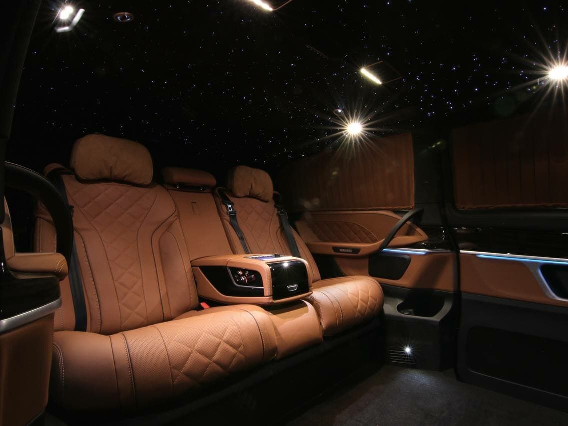 Mercedes-Benz EQV I — Salon, öndən