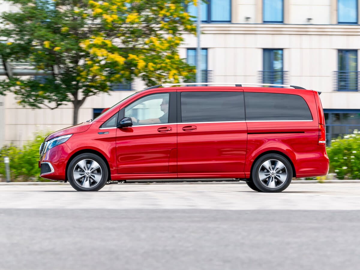 Mercedes-Benz EQV I — Yandan